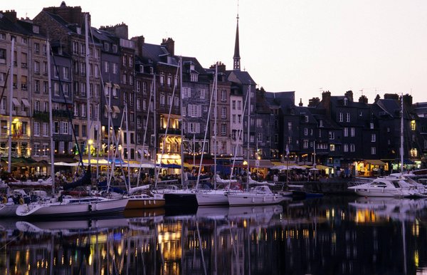 Un guide pour camper en Normandie, France