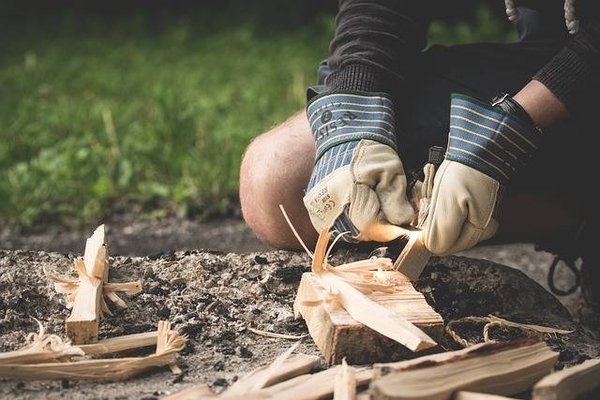 Les équipements de camping essentiels pour une première expérience en camping